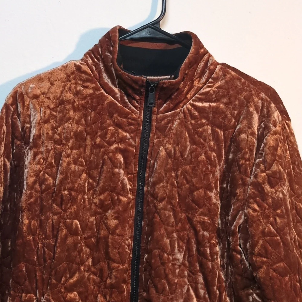 Bernardo Quilted Velvet Bomber Jacket, Size S - Picture 4 of 12